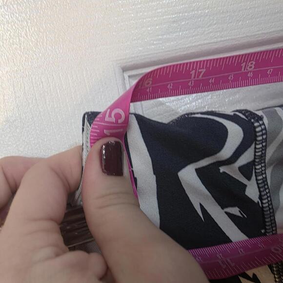 Nike Dri-FIT Women's Running Leggings in Medium - Picture 5 of 7